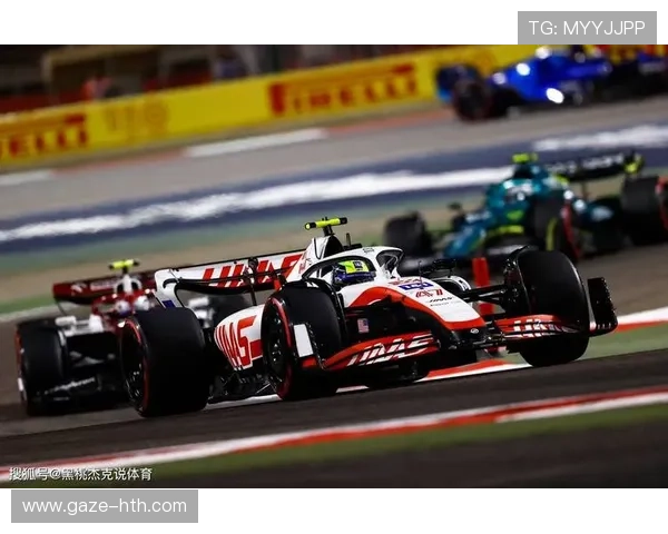 F1赛季前瞻:新车技术革新与车队阵容变化引发关注 F1赛季前瞻:新车技术革新与车队阵容变化引发关注