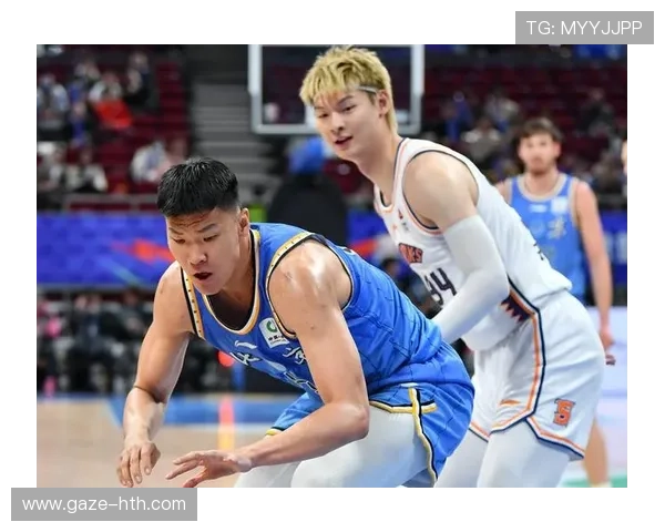 CBA联赛精彩对决不断掀起球迷热情多支球队争夺季后赛席位 CBA联赛精彩对决不断掀起球迷热情多支球队争夺季后赛席位