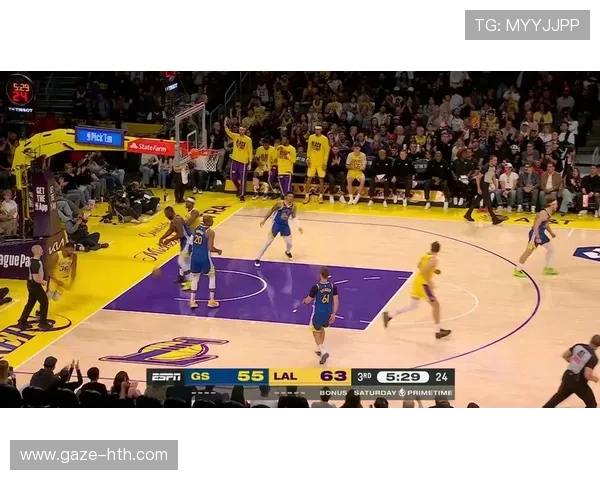 NBA季后赛激战正酣 詹姆斯领衔湖人逆袭成功 勇士与凯尔特人争夺总决赛席位 NBA季后赛激战正酣 詹姆斯领衔湖人逆袭成功 勇士与凯尔特人争夺总决赛席位