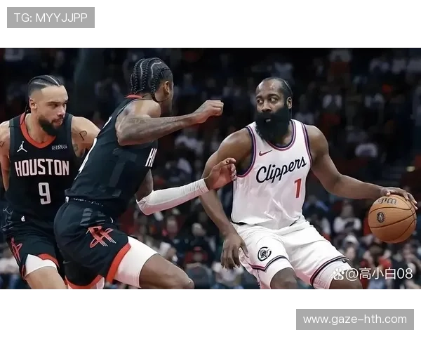 NBA赛季激战正酣球星表现抢眼多队争夺季后赛席位形势愈发胶着