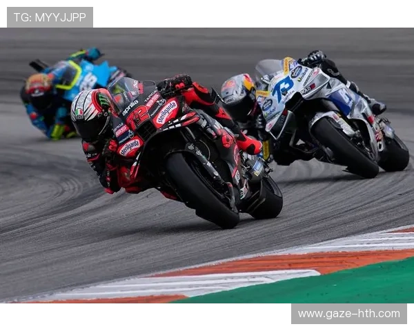 摩托车大奖赛最新战况分析 各车队表现起伏不定 热血角逐掀起赛季高潮 摩托车大奖赛最新战况分析 各车队表现起伏不定 热血角逐掀起赛季高潮